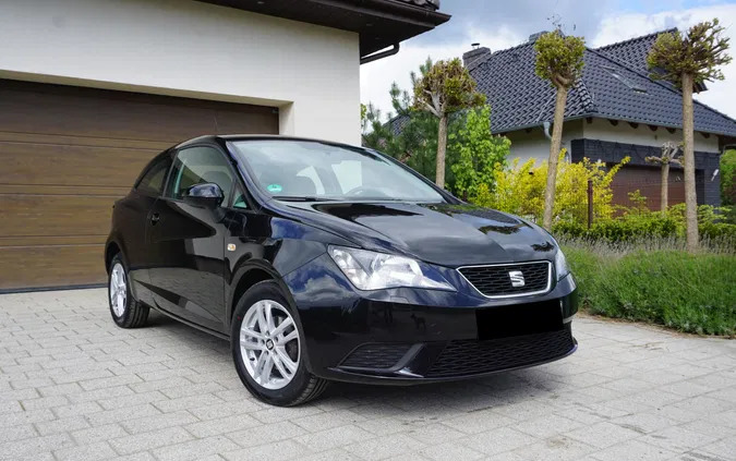 samochody osobowe Seat Ibiza cena 23900 przebieg: 121000, rok produkcji 2015 z Strzelce Opolskie